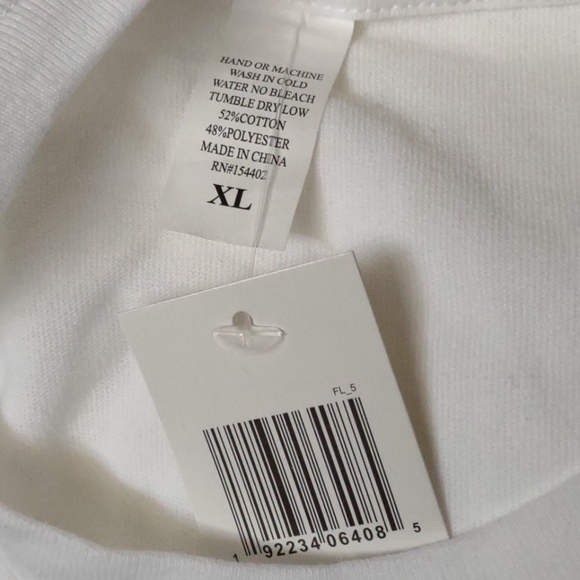 BOGO NWT CACTUS & PEARL Unisex Crewneck Lettered Graphic Teeshirt - Picture 3 of 3